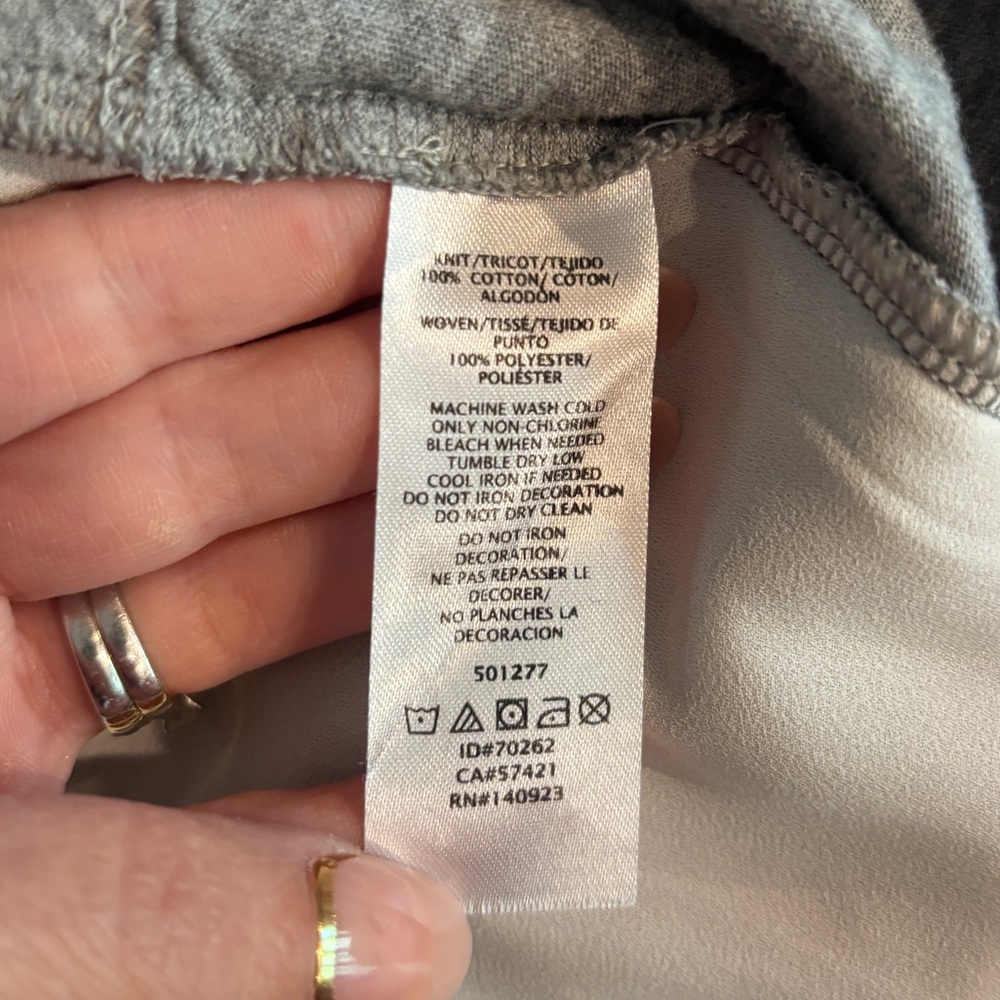 LOFT Heather Gray Long Sleeve Top split back - Picture 4 of 4